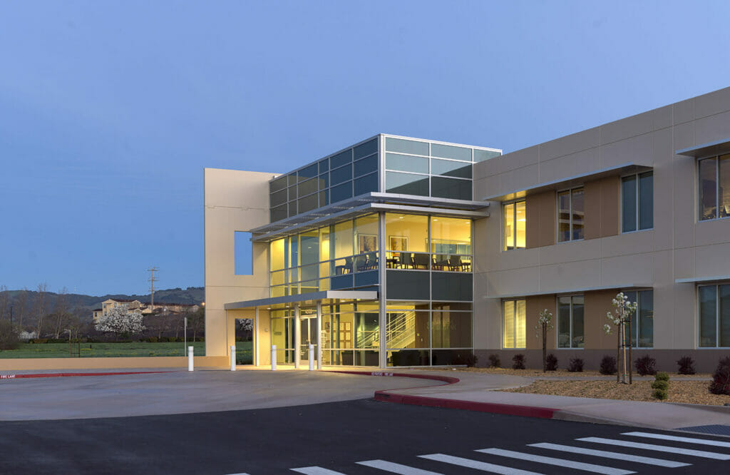 Exterior view of the Completed Green Valley Plaza for NorthBay Healthcare evening