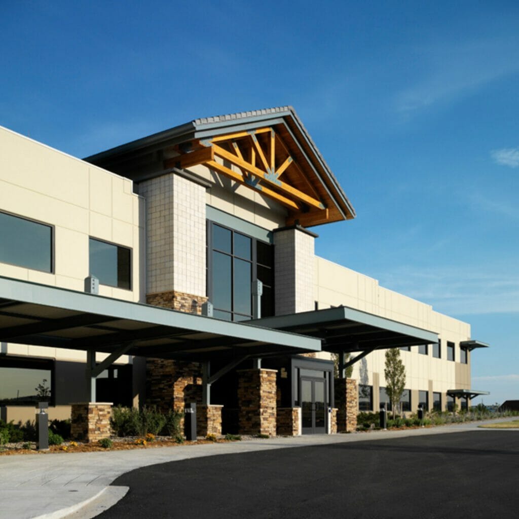 Exterior front entrance of Memorial Briargate Medical Building