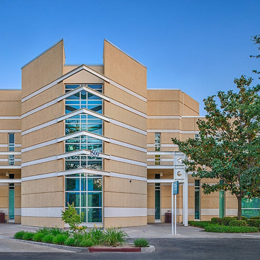 Exterior front entrance of Mercy South Medical Office Building